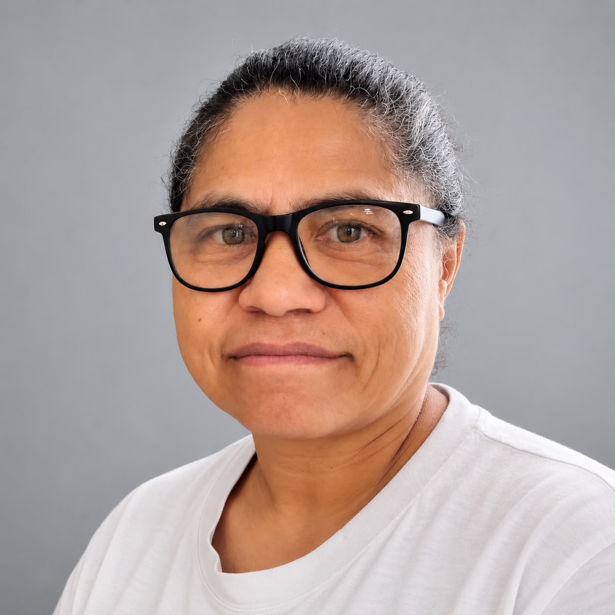 Annie, co-founder of Knot & Cross Collective